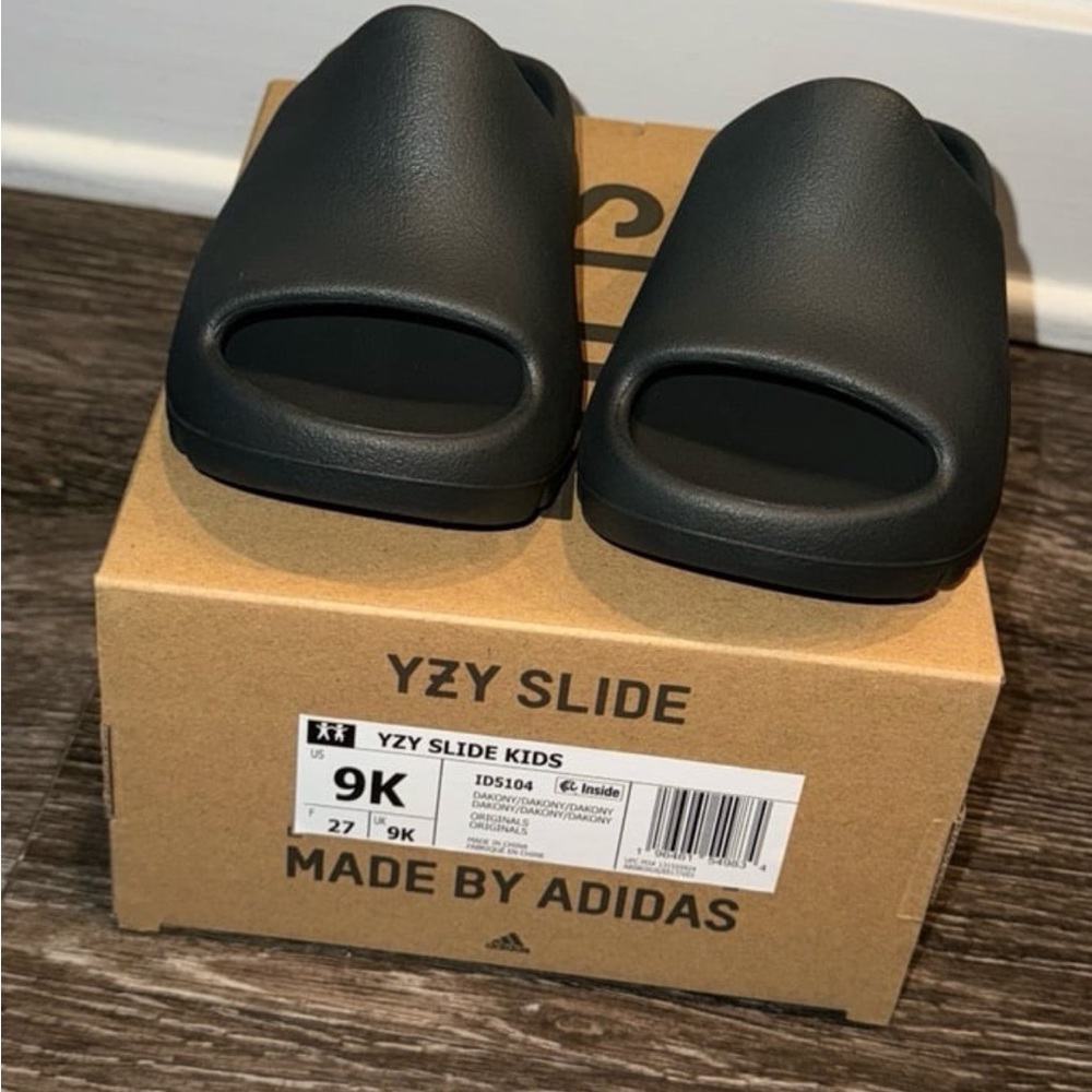 Yeezy slides